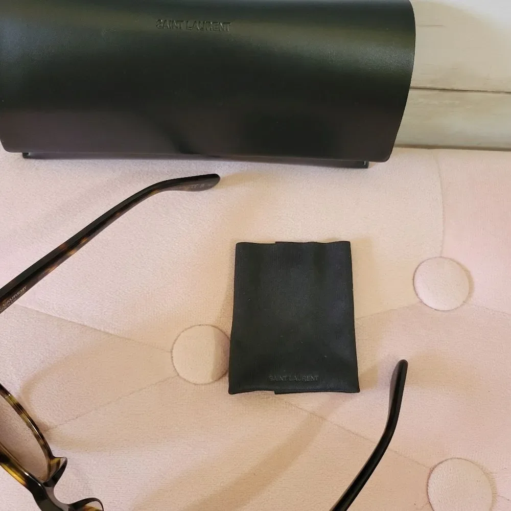 NWOT Yves Saint‎ Laurent Square Sunglasses 58mm Italian Made